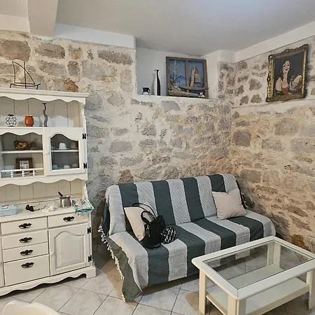 דירה Melita מורטר