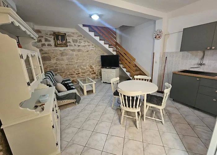 Melita Apartamento *